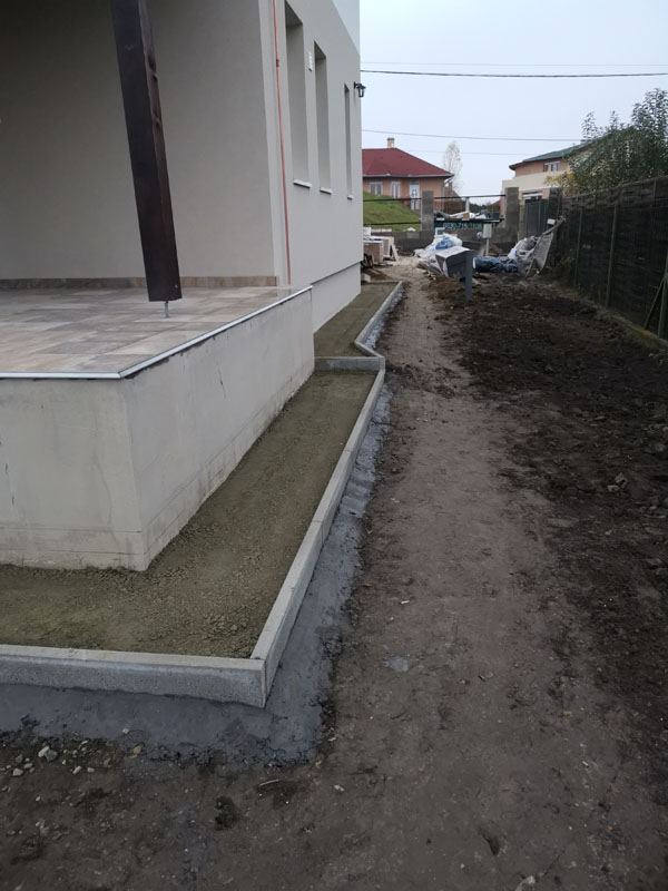 Térkövezett autóbeálló 8